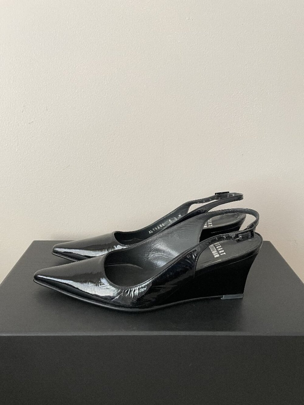 STUART WEITZMAN Patent Leather Slingback High Heels